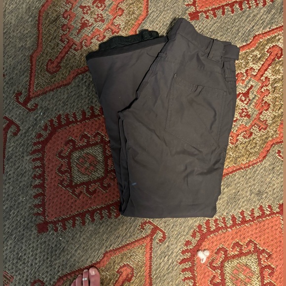 Men’s Billabong snow pants - Picture 2 of 5